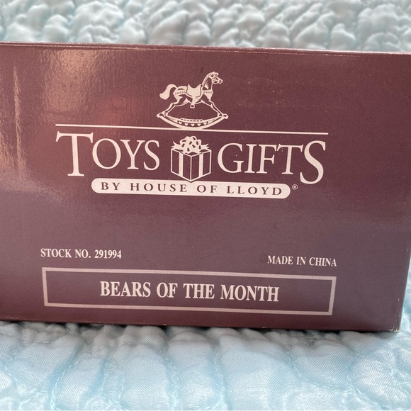 NIB Bears of the Month Magnets by Lloyds of London. Rare Vintage Item. - Picture 8 of 8